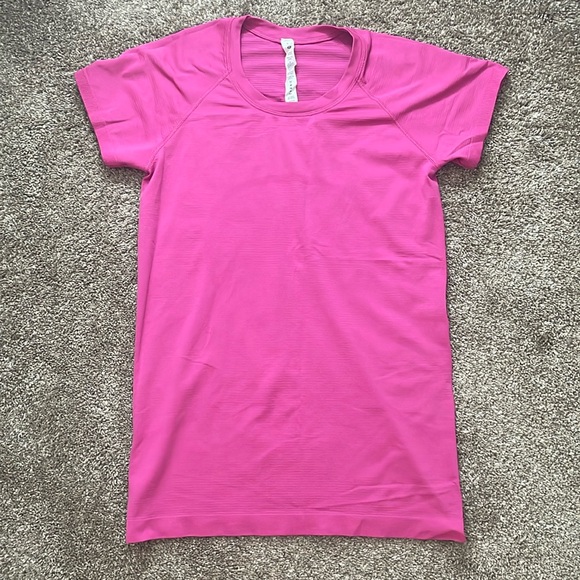 Lululemon swiftly tech - Picture 1 of 4